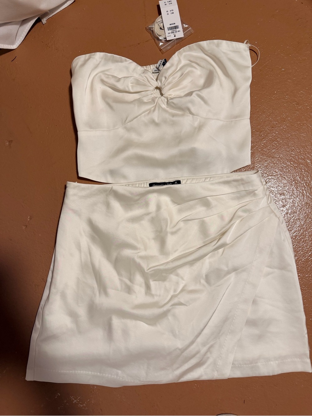 Abercrombie & Fitch OFF-WHITE Satin Mini Set - Strapless Crop & Wrap Skirt